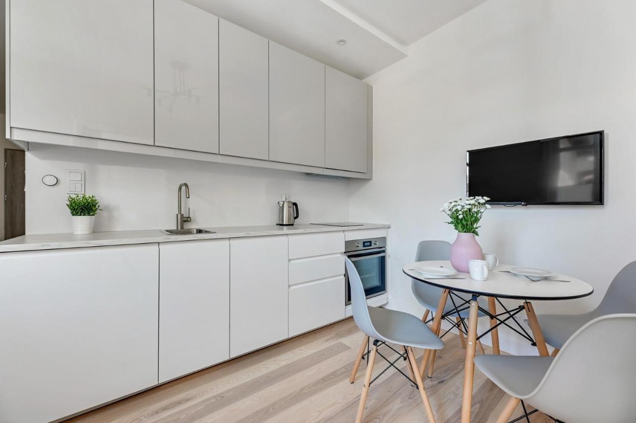 Grand Apartments - Orion Apartment Nearby Monte Cassino Street Сопот Экстерьер фото
