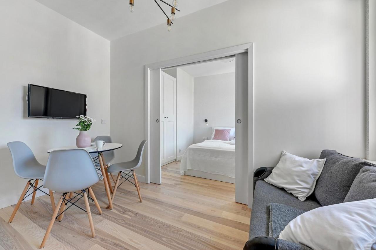 Grand Apartments - Orion Apartment Nearby Monte Cassino Street Сопот Экстерьер фото